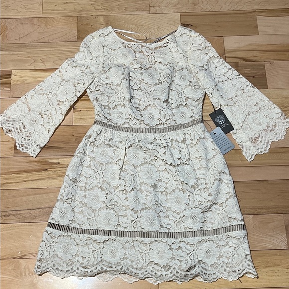Vince Camuto Dresses & Skirts - Vince Camuto Cream Lace Dress